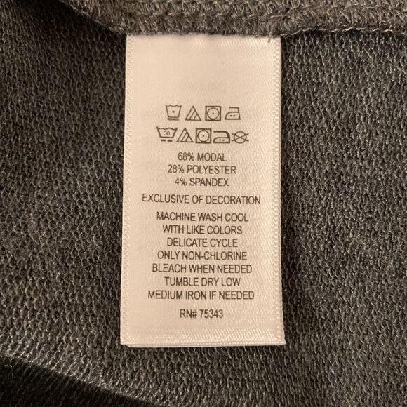 NWT Adrienne Vittadini Gray Knit Scoop Neck 3/4 Sleeves Striped Bottom Size L - Picture 4 of 9